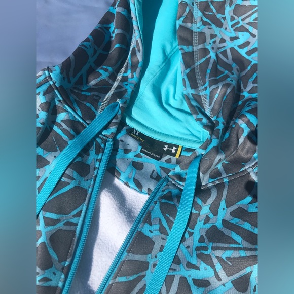 NWOT Under Armour Abstract Blue Zip-up Hoodie - XS - Picture 2 of 4